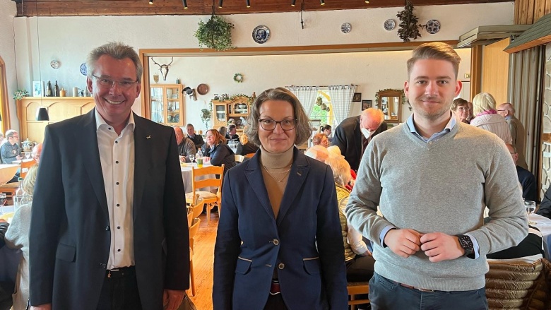 Foto Zilian und Scharrenbach in Fröndenberg